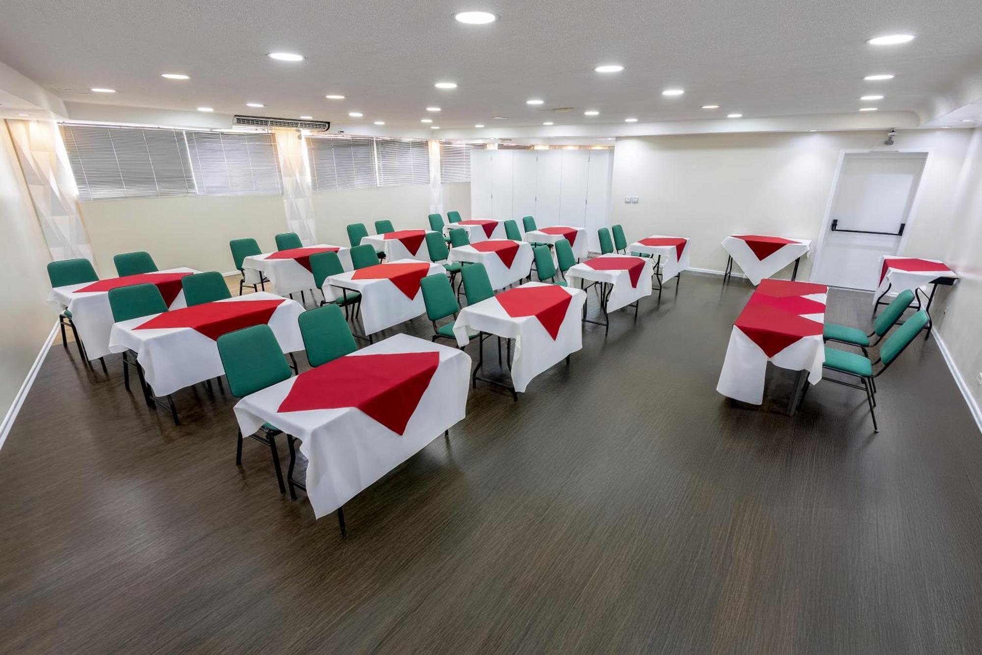 Hotel Euro Suite Sao Paulo By Nacional Inn - A 600 Metros Da Rua 25 De Marco ภายนอก รูปภาพ